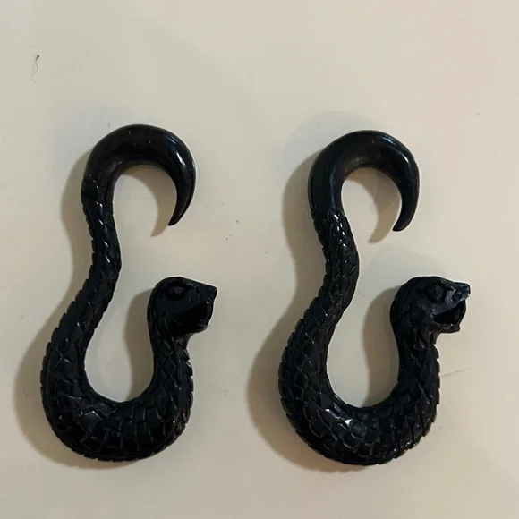 Lot of 9 beautiful organic hangers size 2 TAWAPA brass, bone, wood - Picture 8 of 12